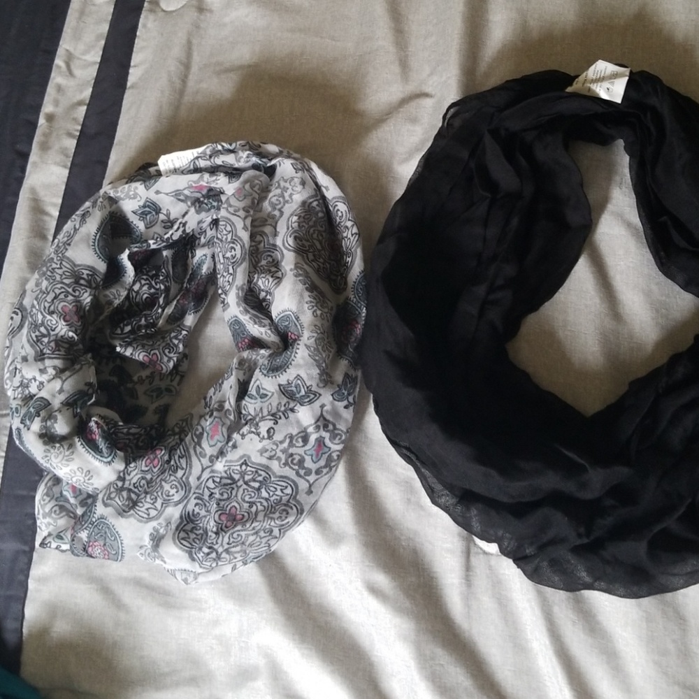 Infinity scarfs